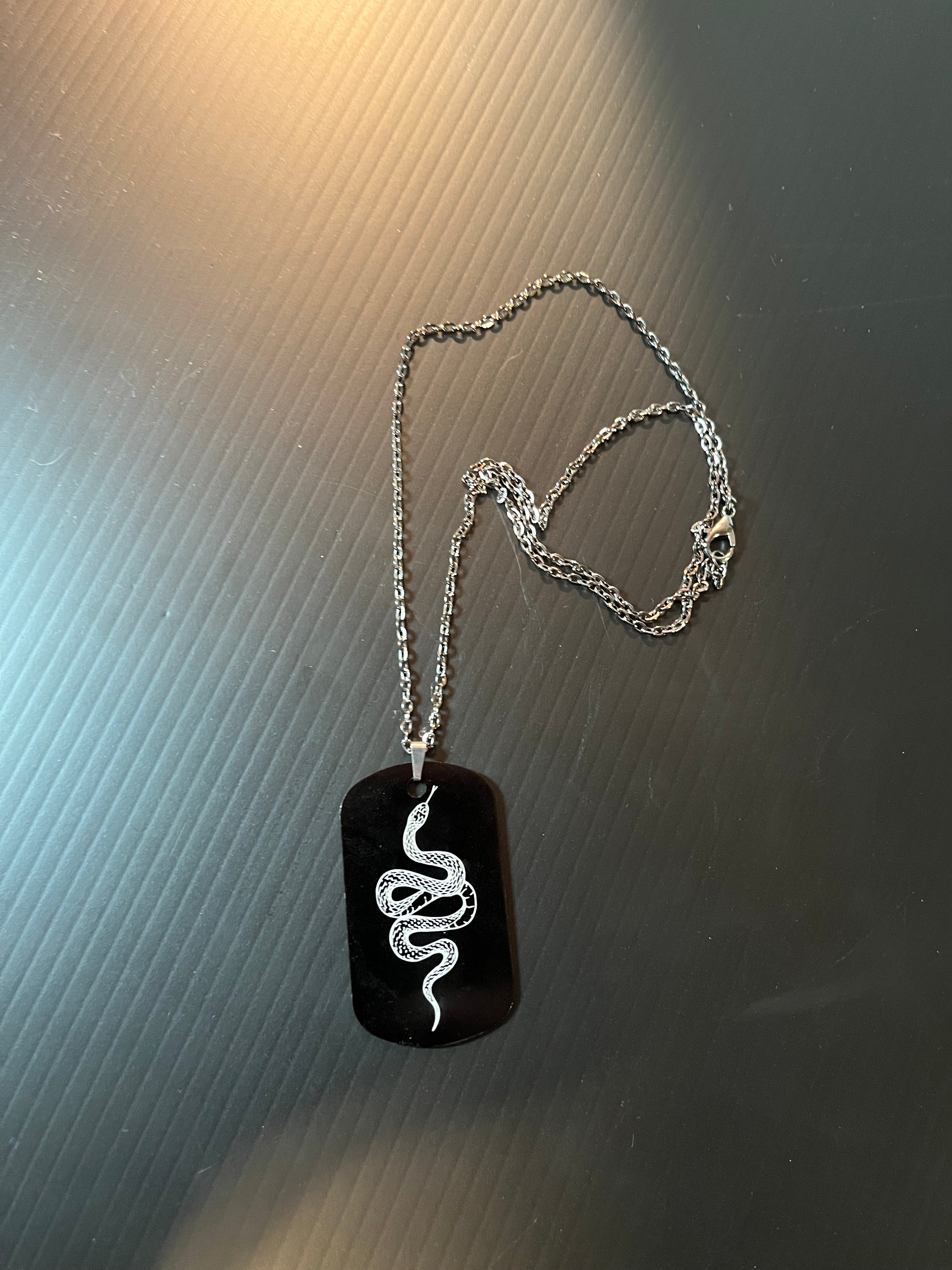Rattlesnake black tag