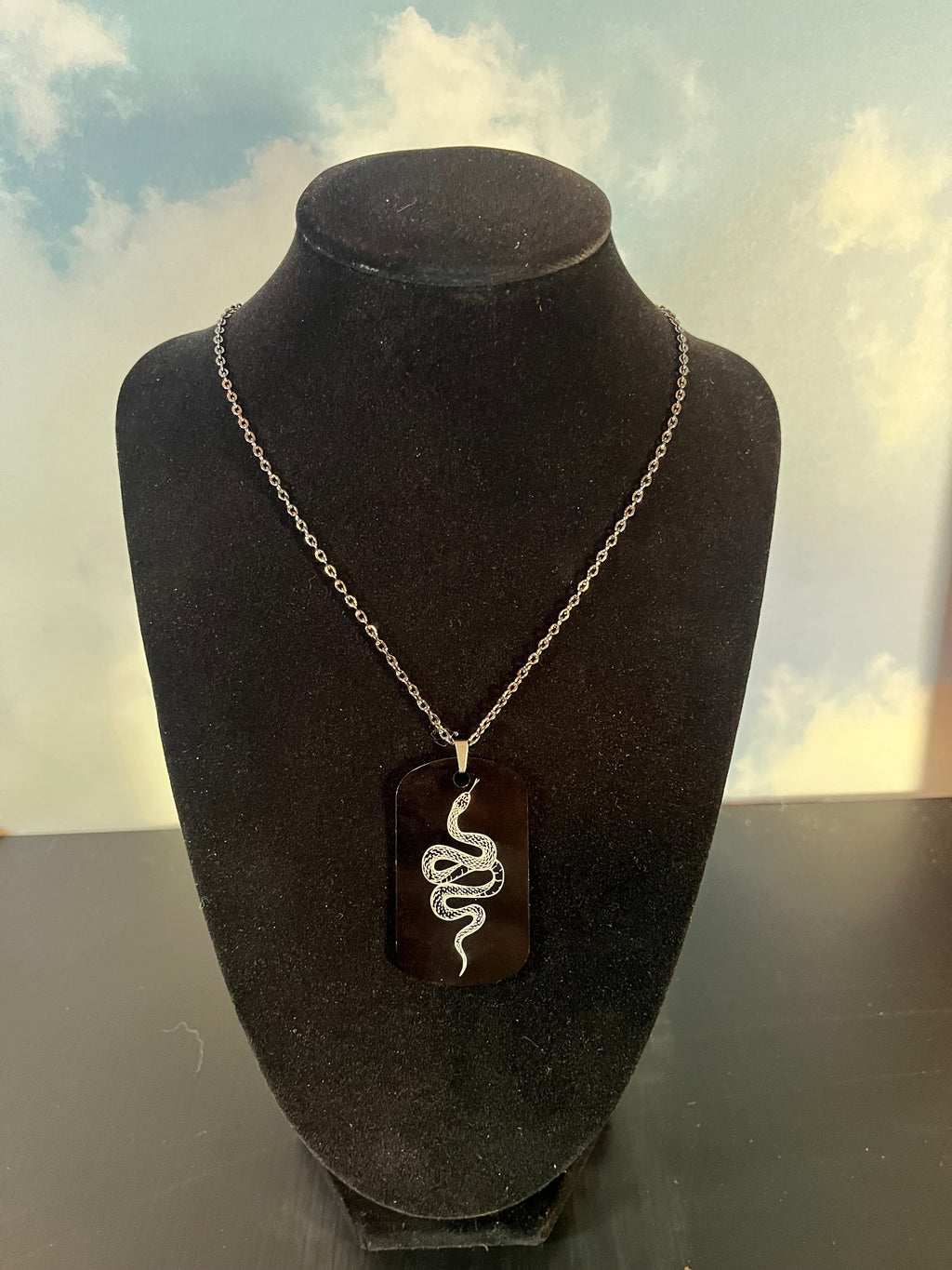 Rattlesnake black tag