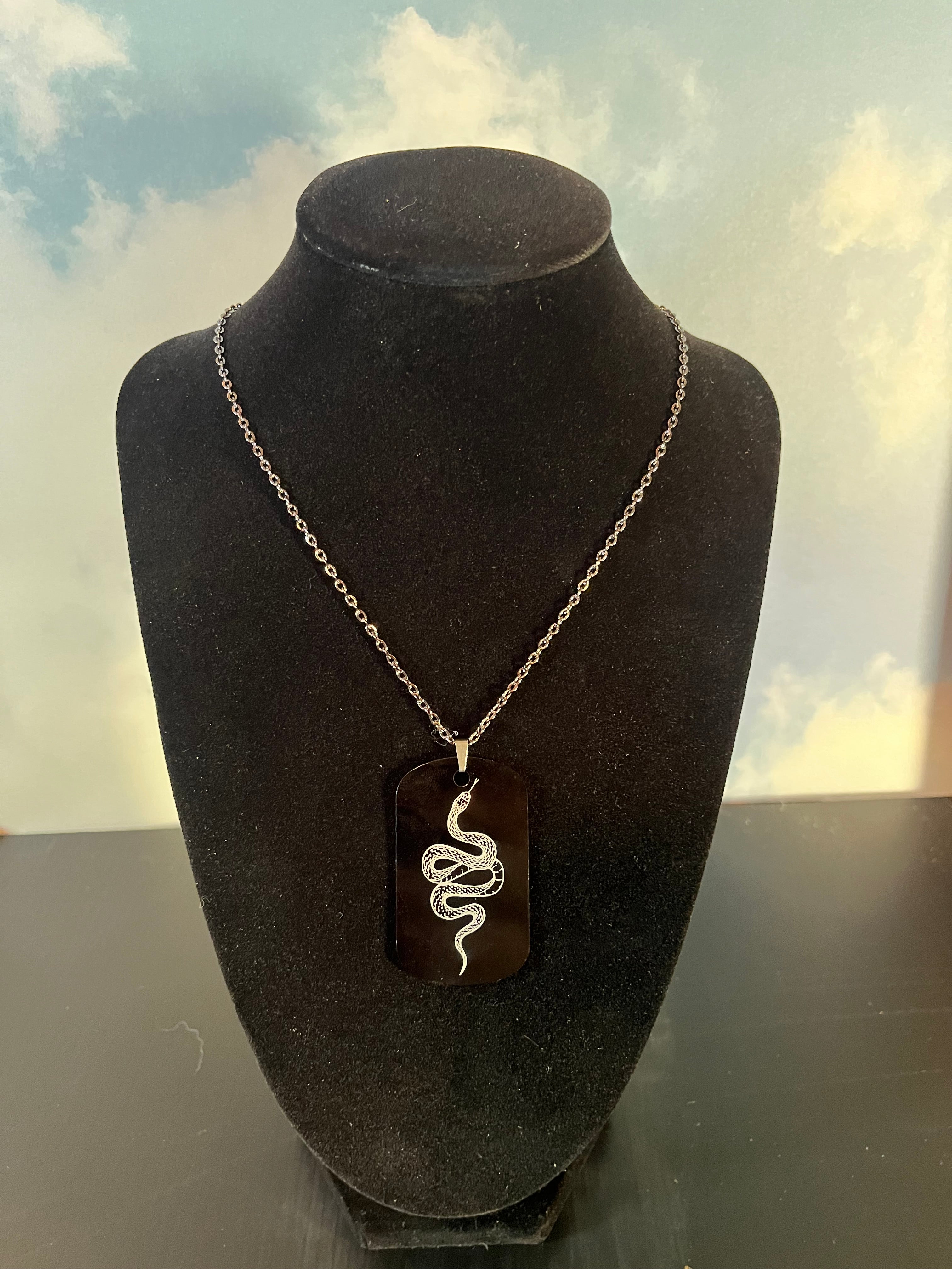 Rattlesnake black tag